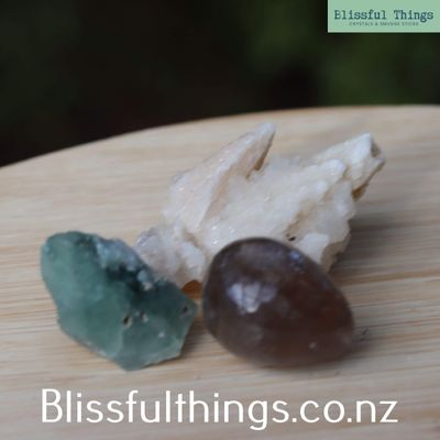 Quartz Treo Bundle - Chlorite in Qtz, Smoky Qtz Egg and Hollow Qtz