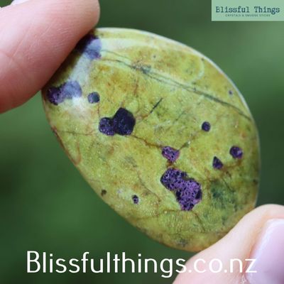 Atlantisite/ Stichtite &amp; Serpentine Flat Stone