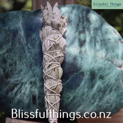 White Sage Smudge Stick &ndash; Grown &amp; Made in Aotearoa NZ (Medium)