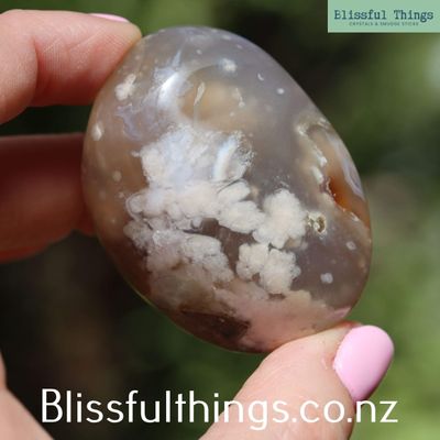 Flower Agate Palm Stone