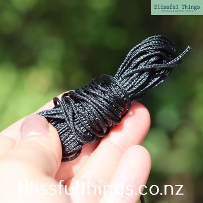 Black Polyester Waxed Cord 1.6mm, 5 meters