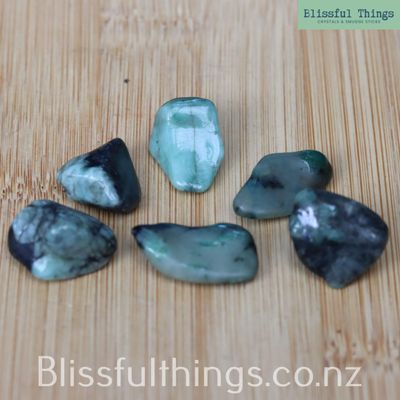 Emerald Tumbled Lot