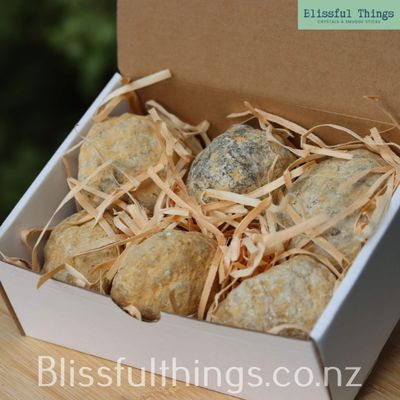 Crack Your Own Geode Discovery Box &ndash; Deluxe Six Set