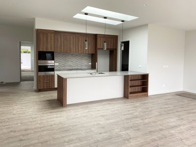 Laurel Oak Laminate Flooring | Avenue