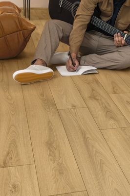 Sandy Oak Laminate Flooring | Classic