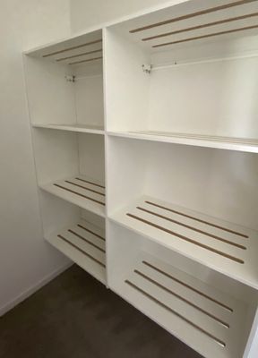 Slatted Melamine Shelves
