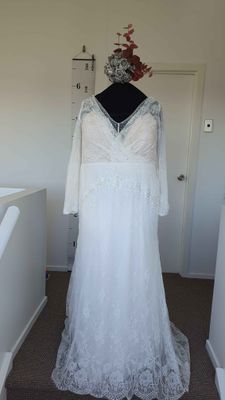 Lace V Neck Gown - Size 24W