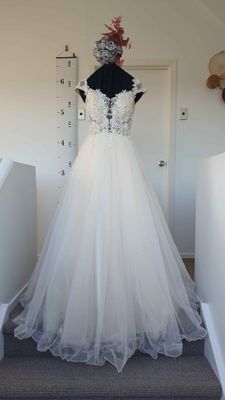 Lace Top Princess Gown - Size 8