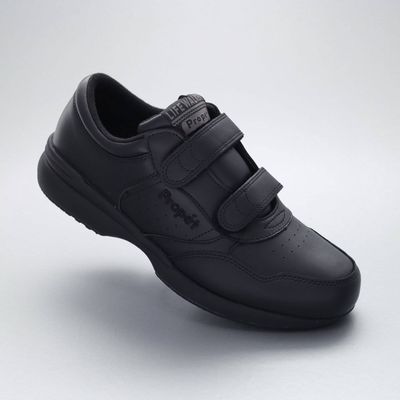 Propet Life Strap Wide Fit Walking Shoe &ndash; Black (Men's)