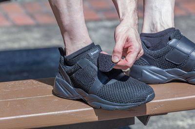 Propet Stability X Strap Wide Fit Walking Sneaker &ndash; Black (Men's) (5E)
