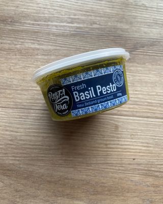 Basil Pesto 200g tub