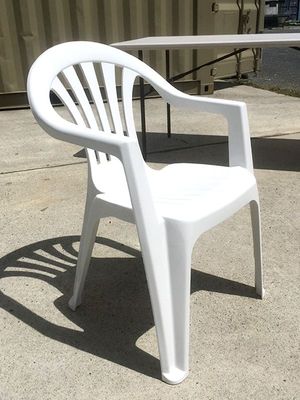 CHAIR (ARMED)