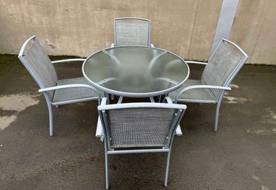 Outdoor Table and 4 Chairs