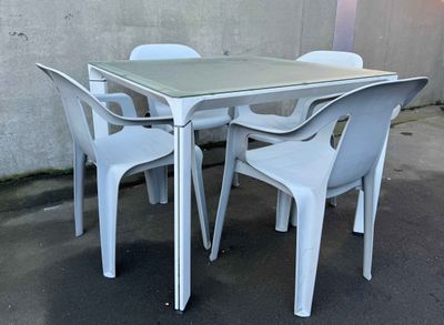 Outdoor Table and 4 Chairs