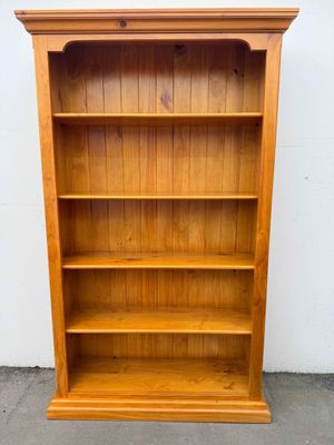 Bookshelf - Pine