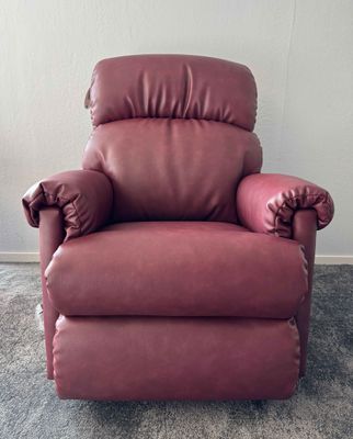 La-Z-Boy Eden Rocker Recliner (New)-Clearance Item