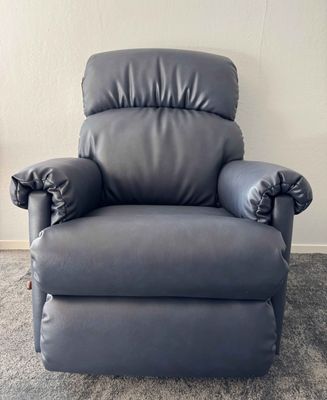 La-Z-Boy Eden Rocker Recliner (New)-Clearance Item