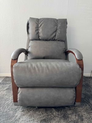 La-Z-Boy Harbor Town Lift Chair (New)-Clearance Item