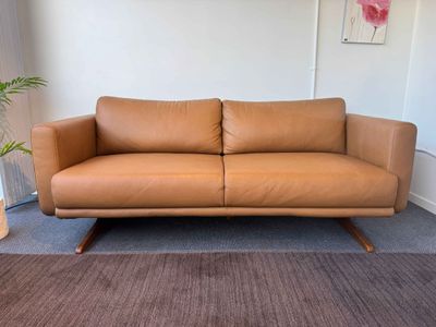 Rubens 2.5 Seater Sofa in Leather by Hunter Home-Clearance Item