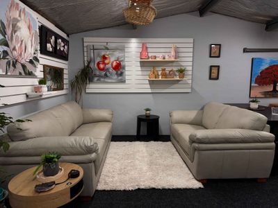 Demi 3 + 2.5 Seater Sofa In Leather