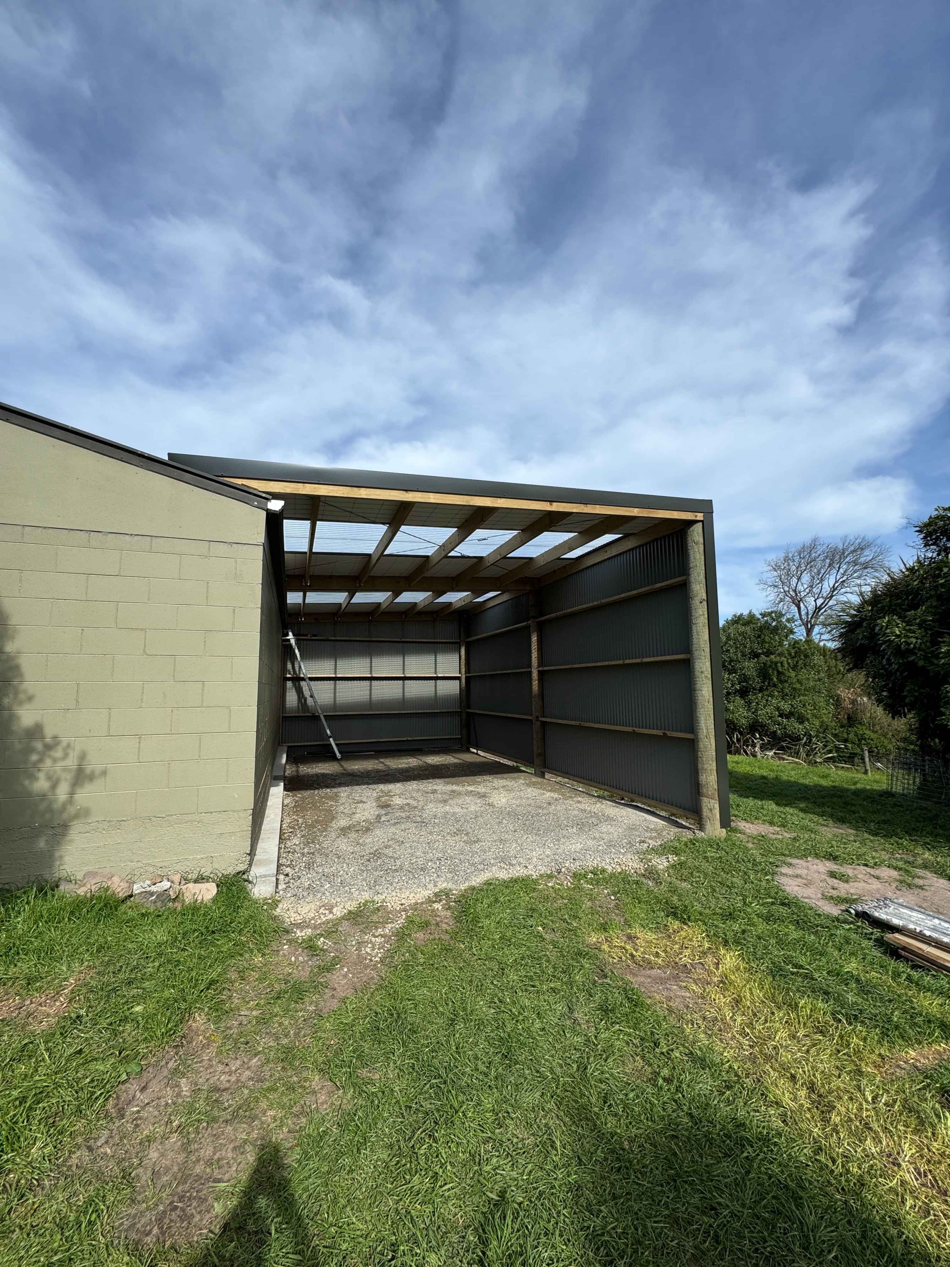Drive-in pole shed shed to fit caravan or campervan