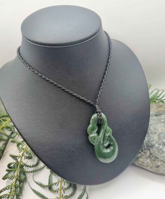 New Zealand Greenstone Jade medium Hei Manaia Pendant MP22