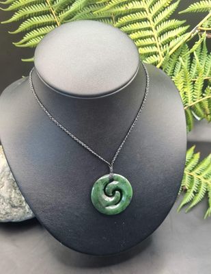 New Zealand Greenstone Pounamu  Koru Pendant 001