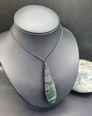 New Zealand Greenstone Pounamu lashed Roimata Drop Pendant RR