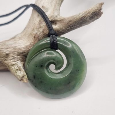 New Zealand Greenstone Pounamu Koru Necklace K70