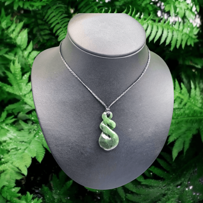 New Zealand Greenstone Pounamu Pikorua Double Twist BL100