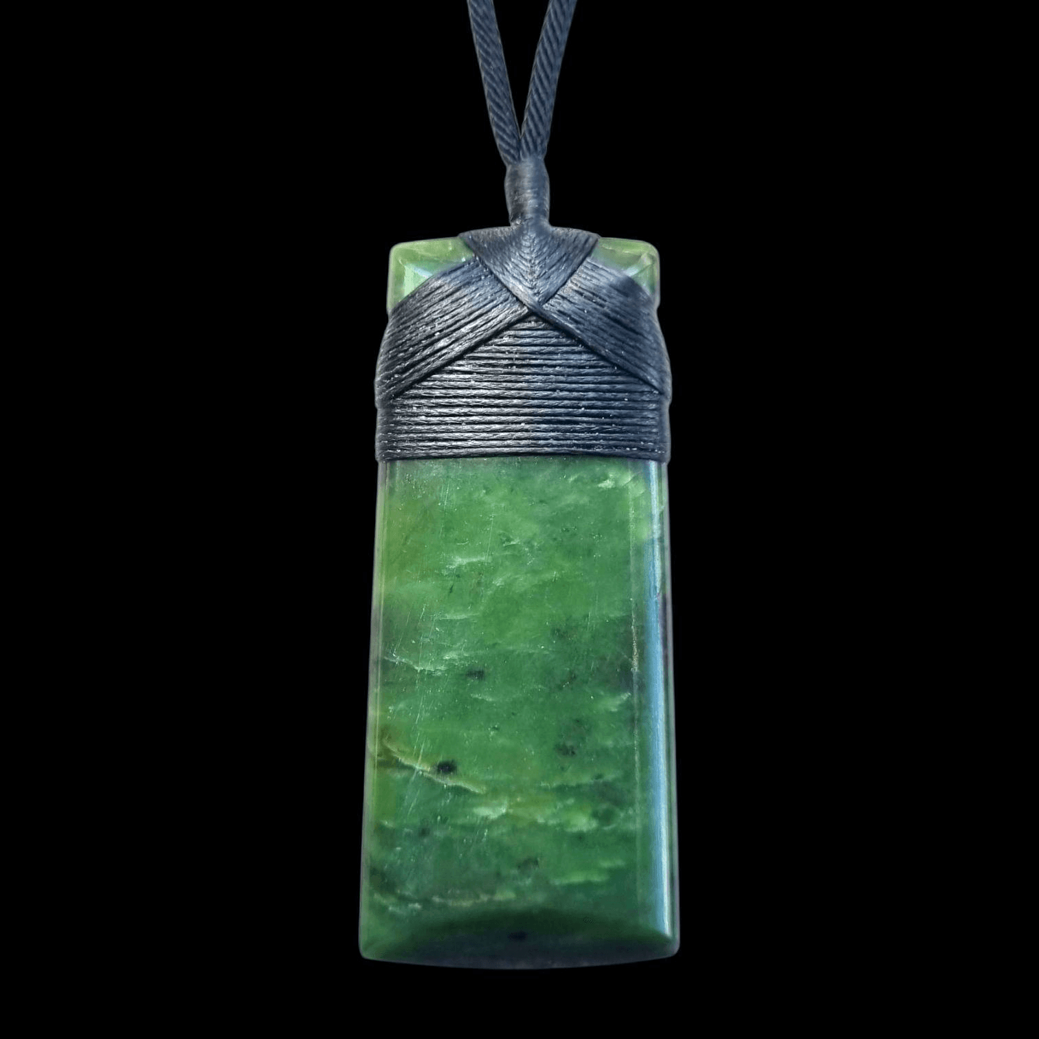 Pounamu necklace NZ handcarved