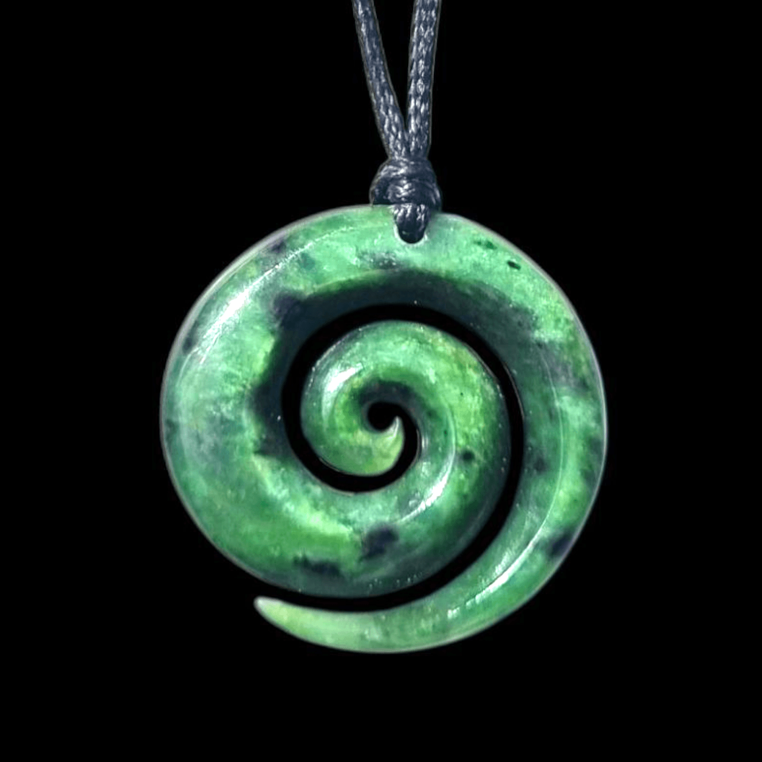 Pounamu necklace NZ handcarved