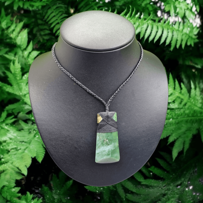 New Zealand Greenstone Pounamu Hei Toki  090