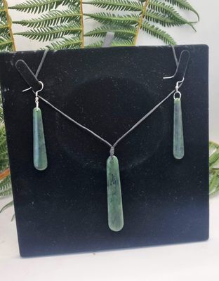 New Zealand Greenstone Roimata Drop Pendant set 205