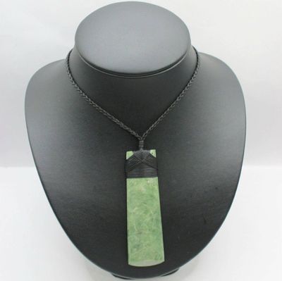New Zealand Greenstone Kokopu Pounamu Toki Necklace KP 0811