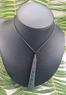 New Zealand Greenstone Pounamu lashed Roimata Drop Pendant R45