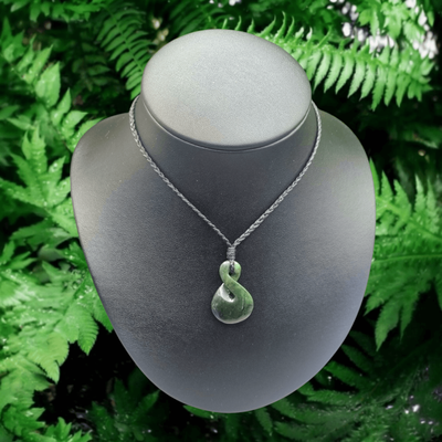New Zealand Greenstone Pounamu Single Twist 01
