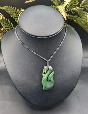 New Zealand Greenstone Pounamu Hei Manaia Pendant 002