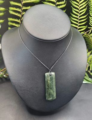 New Zealand Greenstone Pounamu Hei Toki  CO3