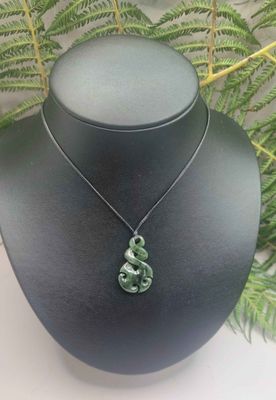 ​New Zealand Greenstone Pounamu Twist with Korus  80