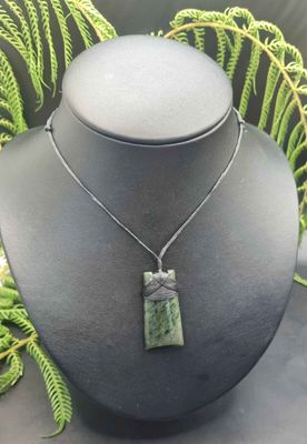 New Zealand Greenstone Pounamu  Hei Toki SO3