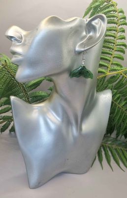 New Zealand Greenstone Pounamu Whale Tail  Earrings 001