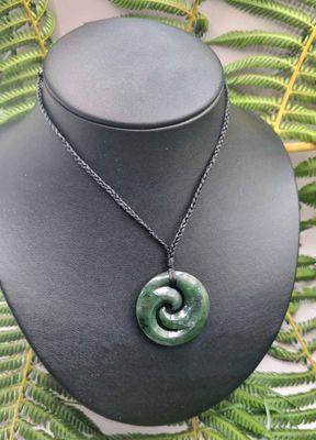 New Zealand Greenstone Pounamu Koru Pendant 911