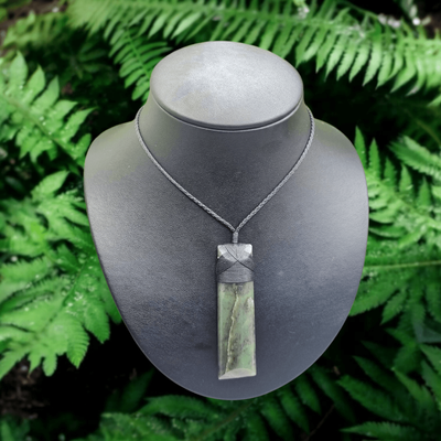 New Zealand Greenstone Pounamu Hei Toki Pendant  RABT03