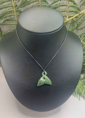 New Zealand Greenstone Pounamu Whale Tail WT002