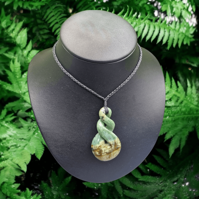 New Zealand Greenstone Pounamu Pikorua Double Twist Pendant TW402
