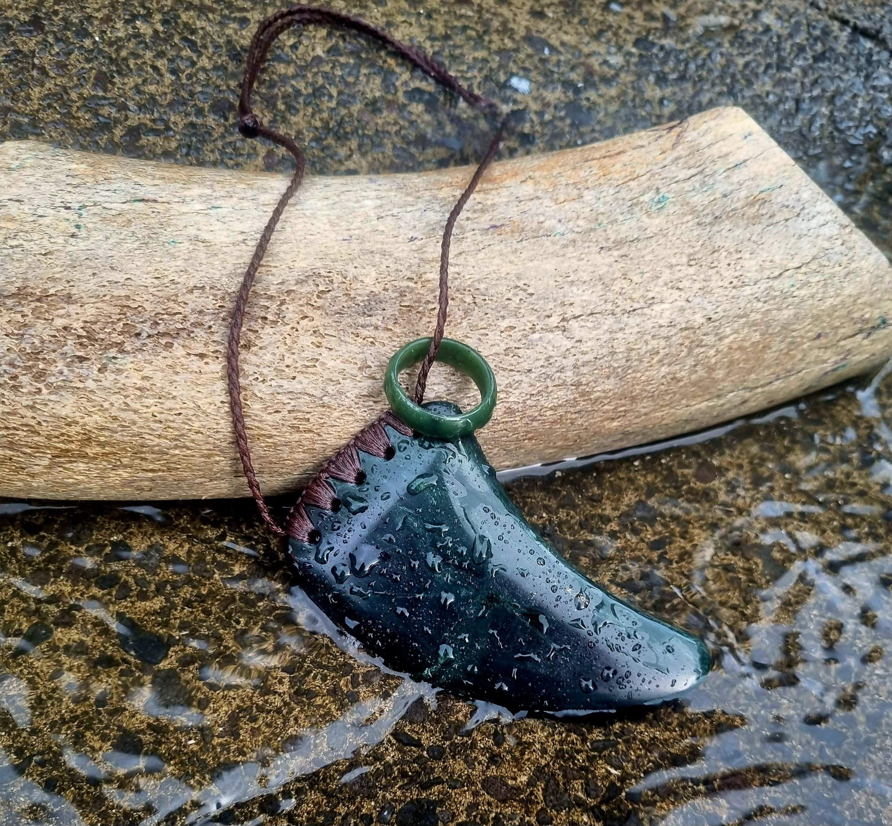 Pounamu necklace NZ handcarved