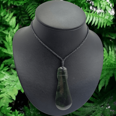 New Zealand Greenstone Pounamu Mere 011