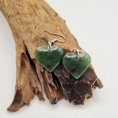 Pounamu Heart Earrings 001