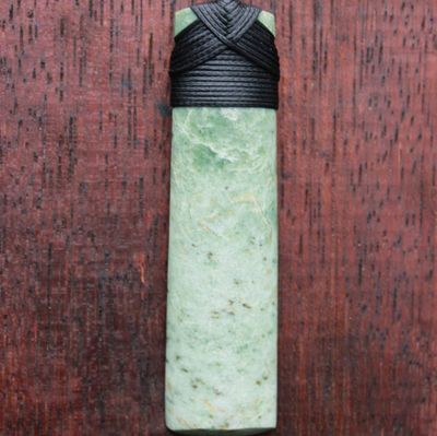 NZ Kokopu Pounamu Toki Necklace KP 0809